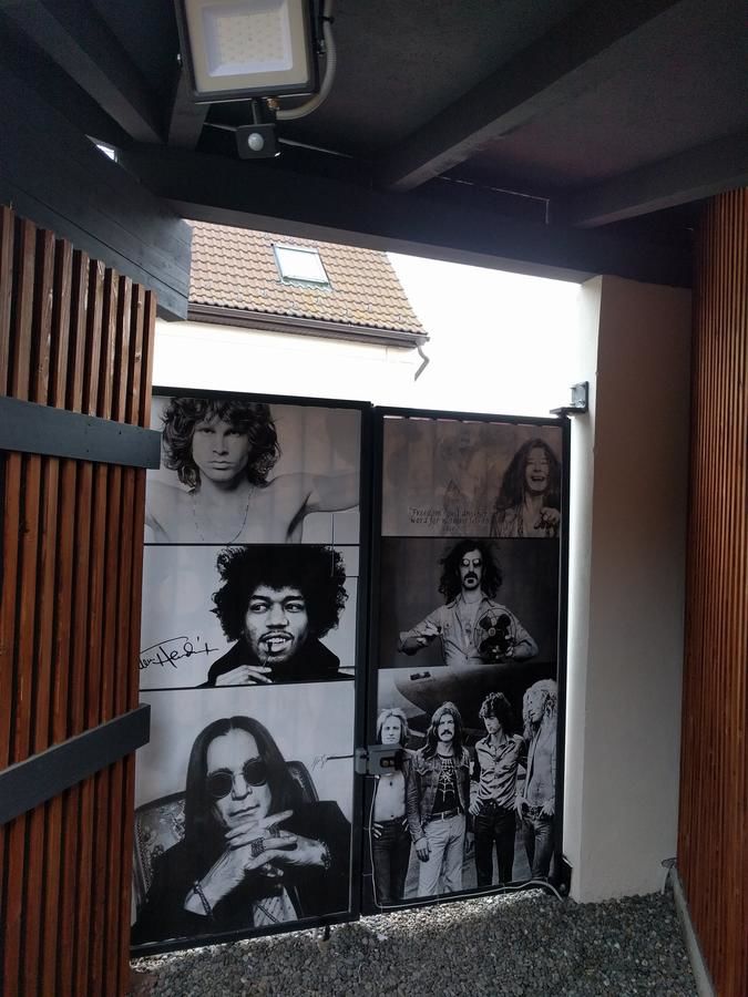 Дома для отпуска VINYL House. A quiet street in the centre of city Тыргу-Муреш-10